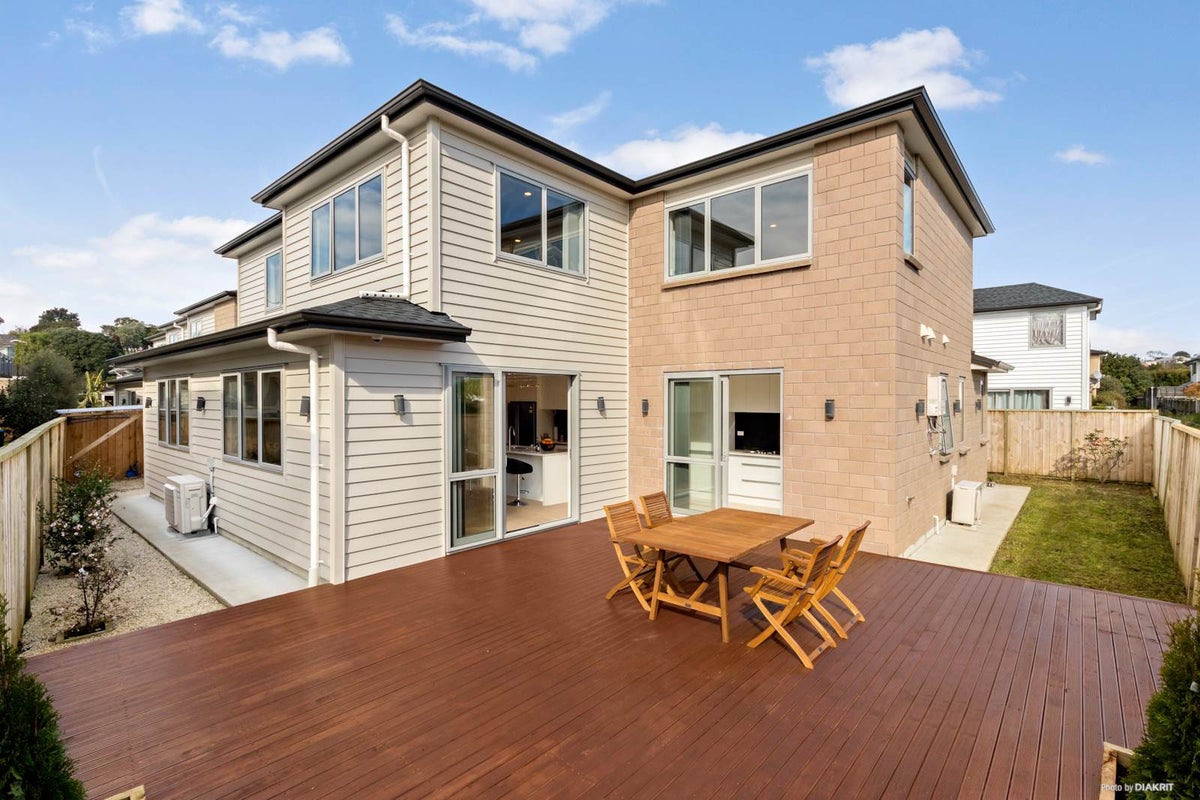 66B Olsen Avenue, Hillsborough, Auckland - Carousel 1