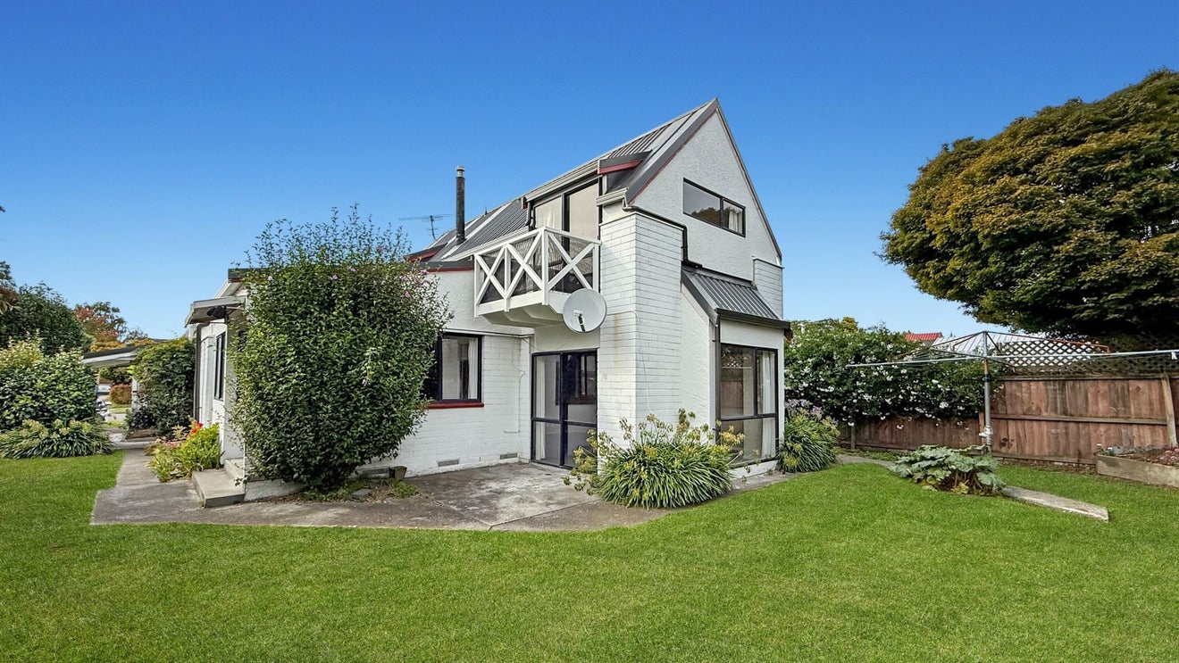 40 Sayers Crescent, Ilam, Christchurch - Carousel 1