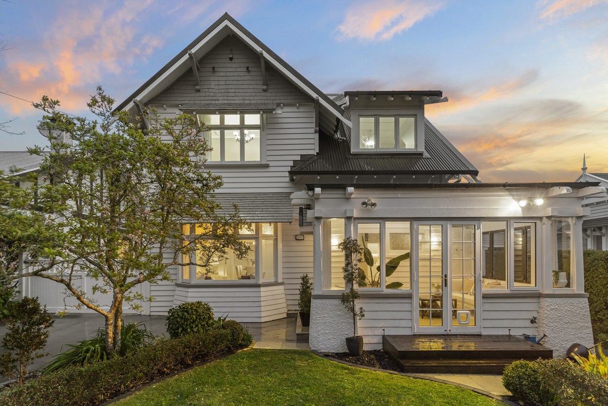 14 Corbett-Scott Avenue, Epsom, Auckland - Carousel 1