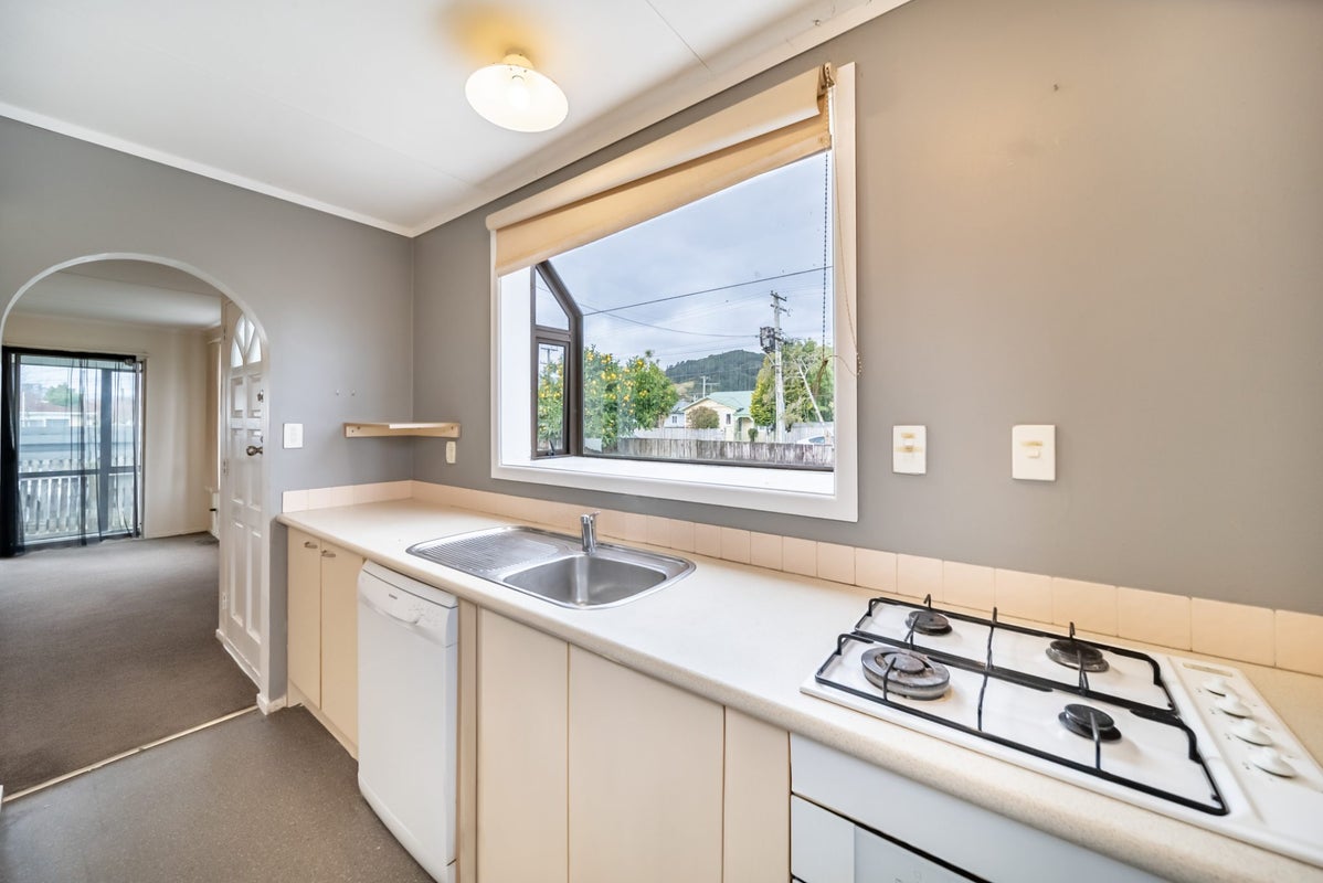 1/58 Miro Street, Trentham, Upper Hutt - Carousel 2