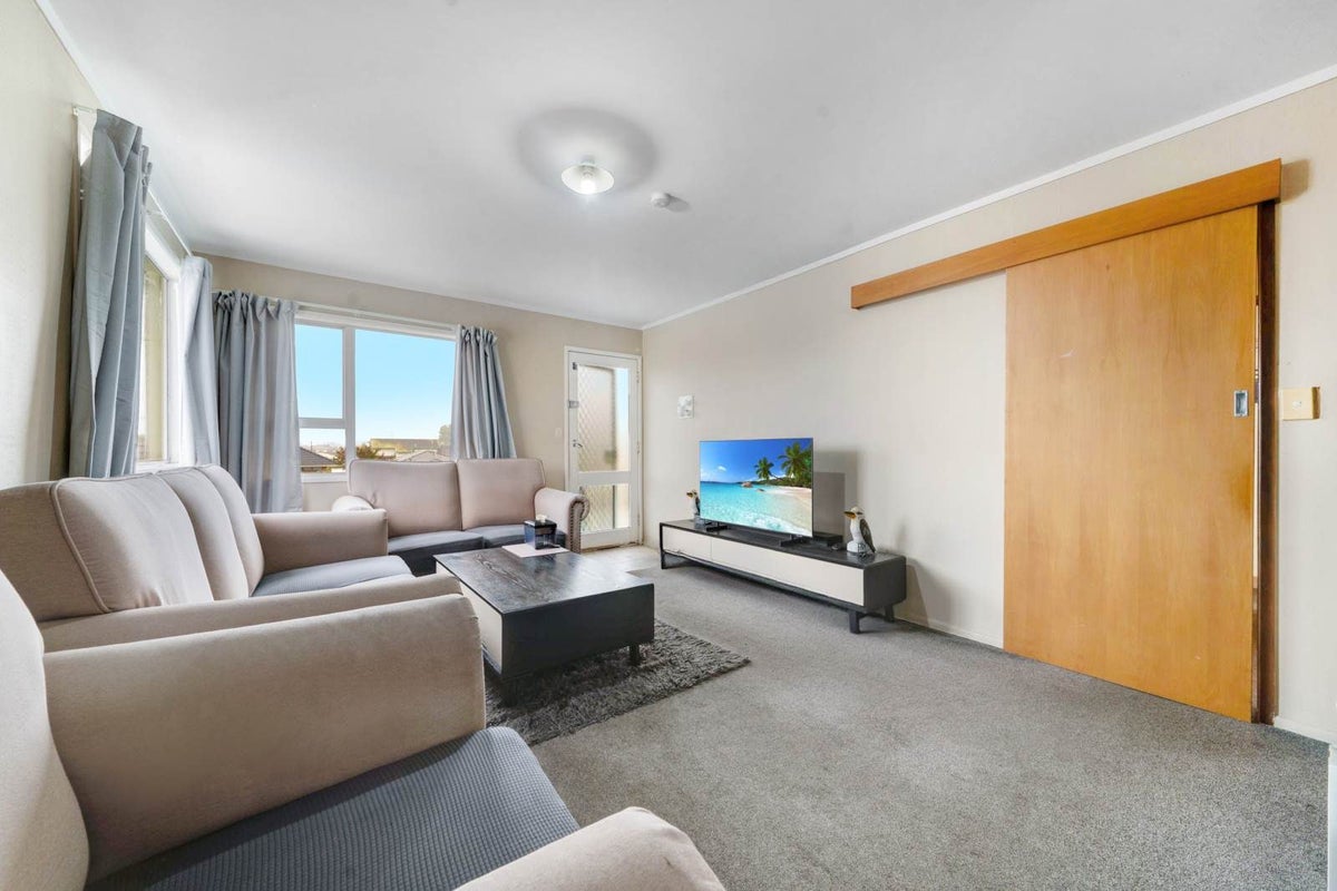 5/42 Regent Street, Papatoetoe, Auckland - Carousel 2