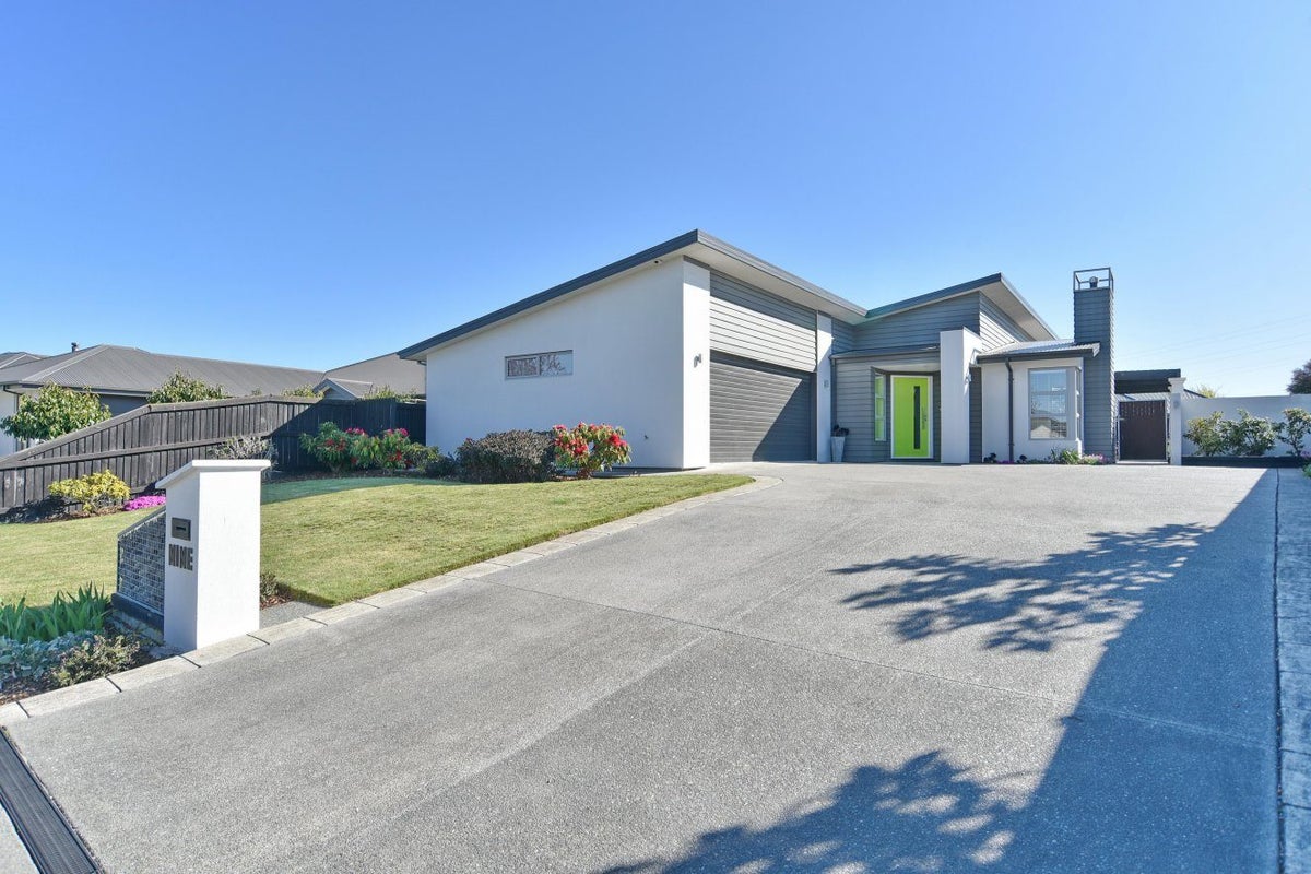 9 Churchill Drive, Rangiora, Rangiora - Carousel 1