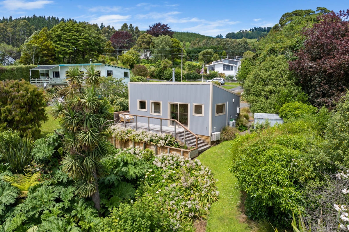 5 Waikana Street, Broad Bay, Dunedin - Carousel 2