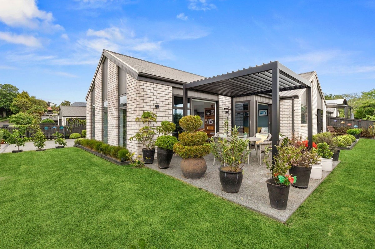 1A Fairburn Place, Leamington, Cambridge - Carousel 2
