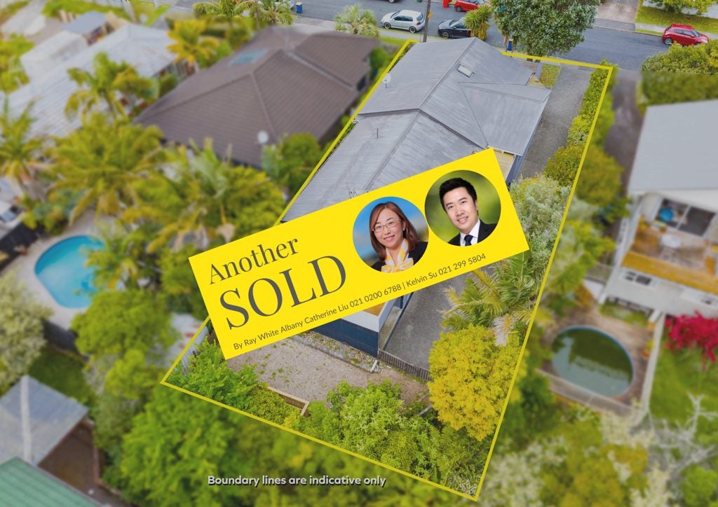 89 Saddleback Rise, Murrays Bay, Auckland - Carousel 1