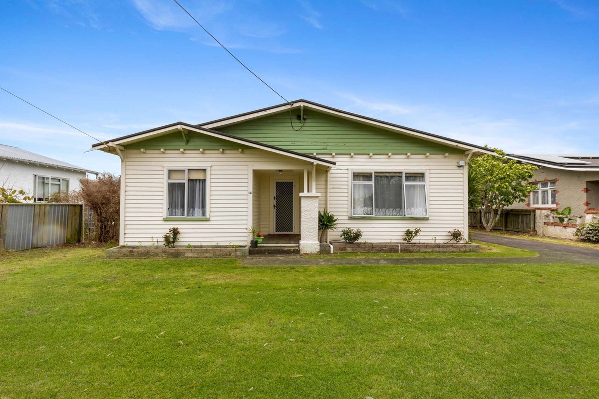 14 Moore Avenue, Tawhero, Whanganui - Carousel 1