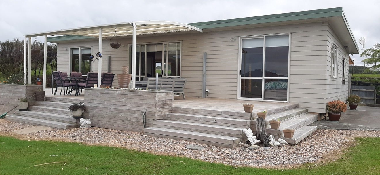 220 Kerr Road, Onerahi - Carousel 1