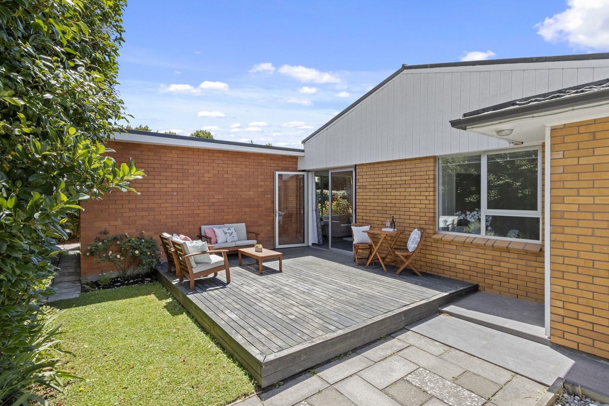 1E Thorrington Lane, Cashmere, Christchurch - Carousel 10