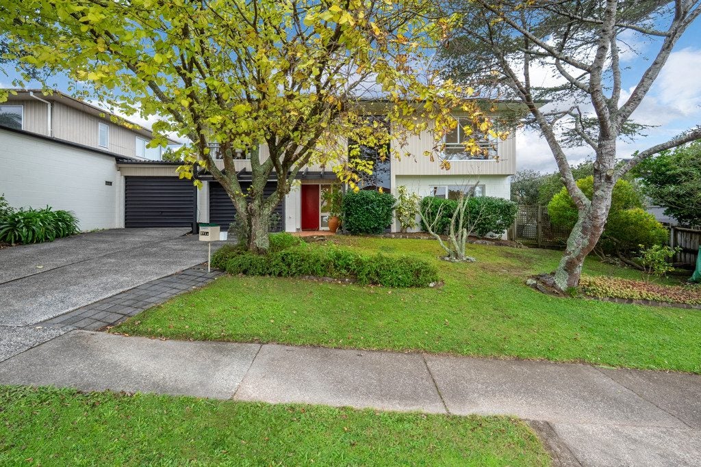 2/371 East Coast Road, Mairangi Bay, Auckland - Carousel 1