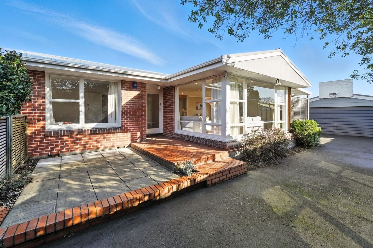 215 Greers Road, Bryndwr, Christchurch - Carousel 1