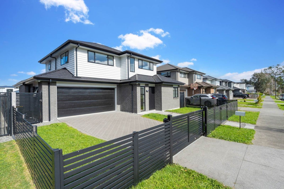 3/8 Dale Road, Whenuapai, Waitakere City, Auckland - Carousel 2