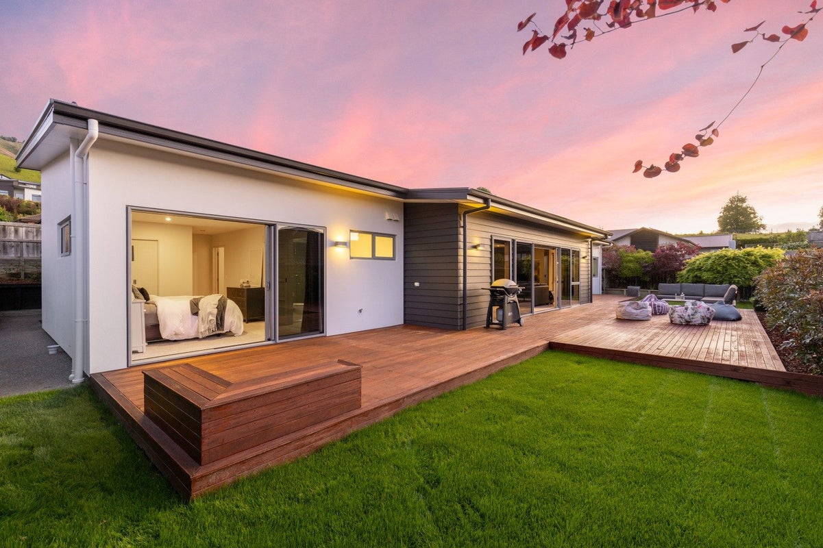 82A Chelsea Avenue, Richmond - Carousel 2