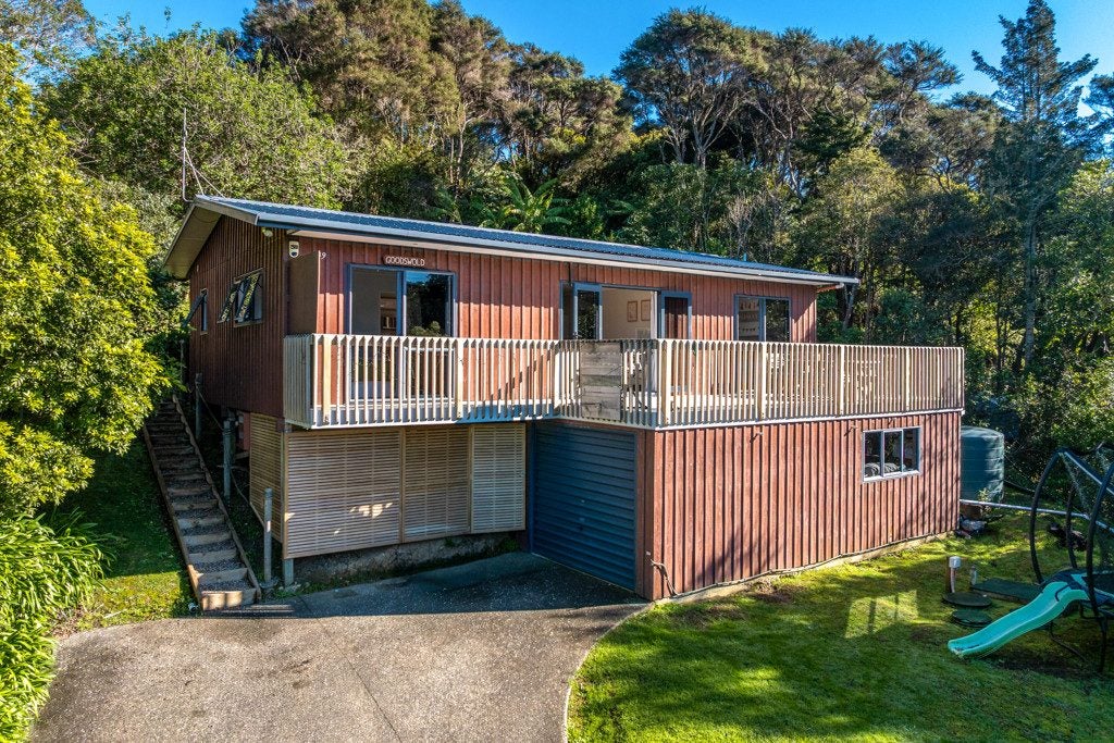 49 Te Toki Road, Ostend, Waiheke Island, Auckland - Carousel 1