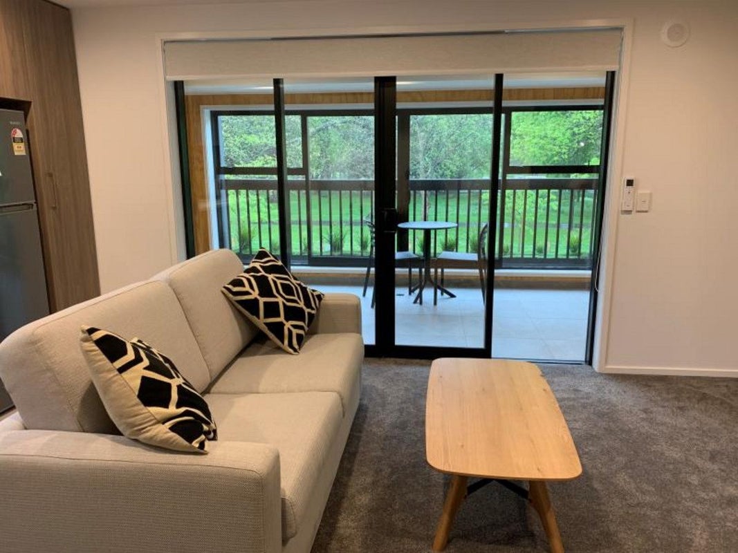 110/420 Hagley Avenue, Christchurch Central, Christchurch - Carousel 2