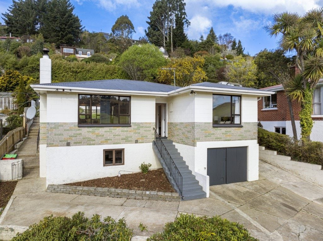 64 Hocken Street, Kenmure, Dunedin - Carousel 1