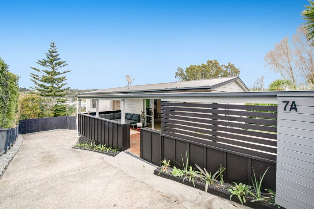 7A Totara Road, Stanmore Bay, Whangaparaoa - Carousel 1