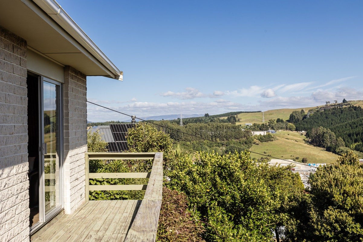 8 Leary Street, Kenmure, Dunedin - Carousel 2