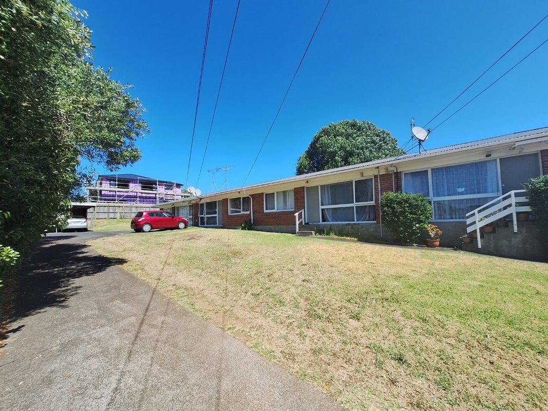 3/105 Pilkington Road, Panmure, Auckland - Carousel 1
