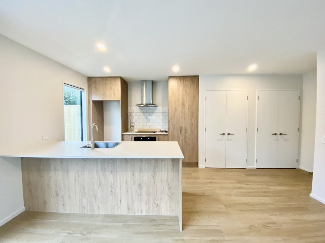 1/102 Strickland Street, Sydenham, Christchurch - Carousel 2