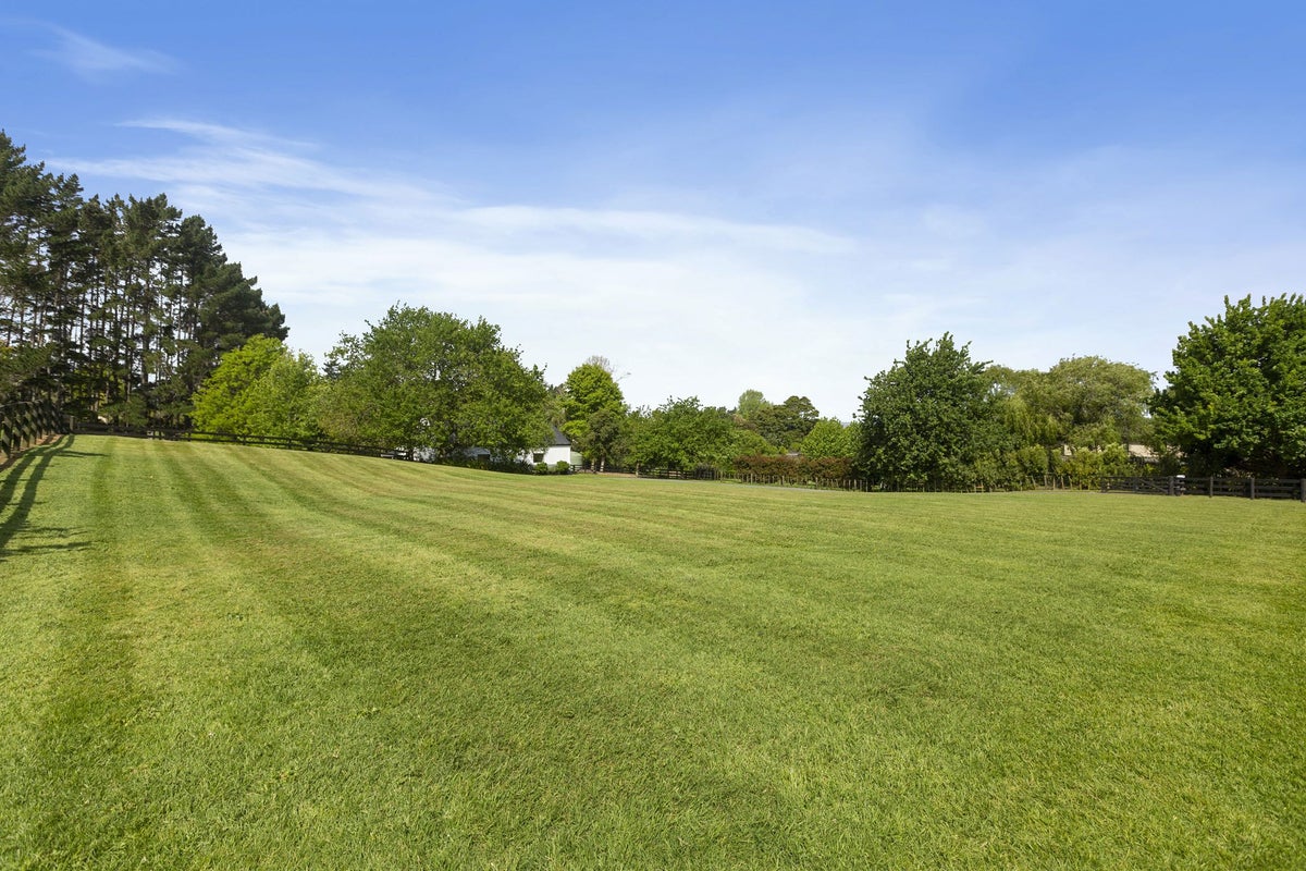 7 Notch Place, Alfriston, Auckland - Carousel 2