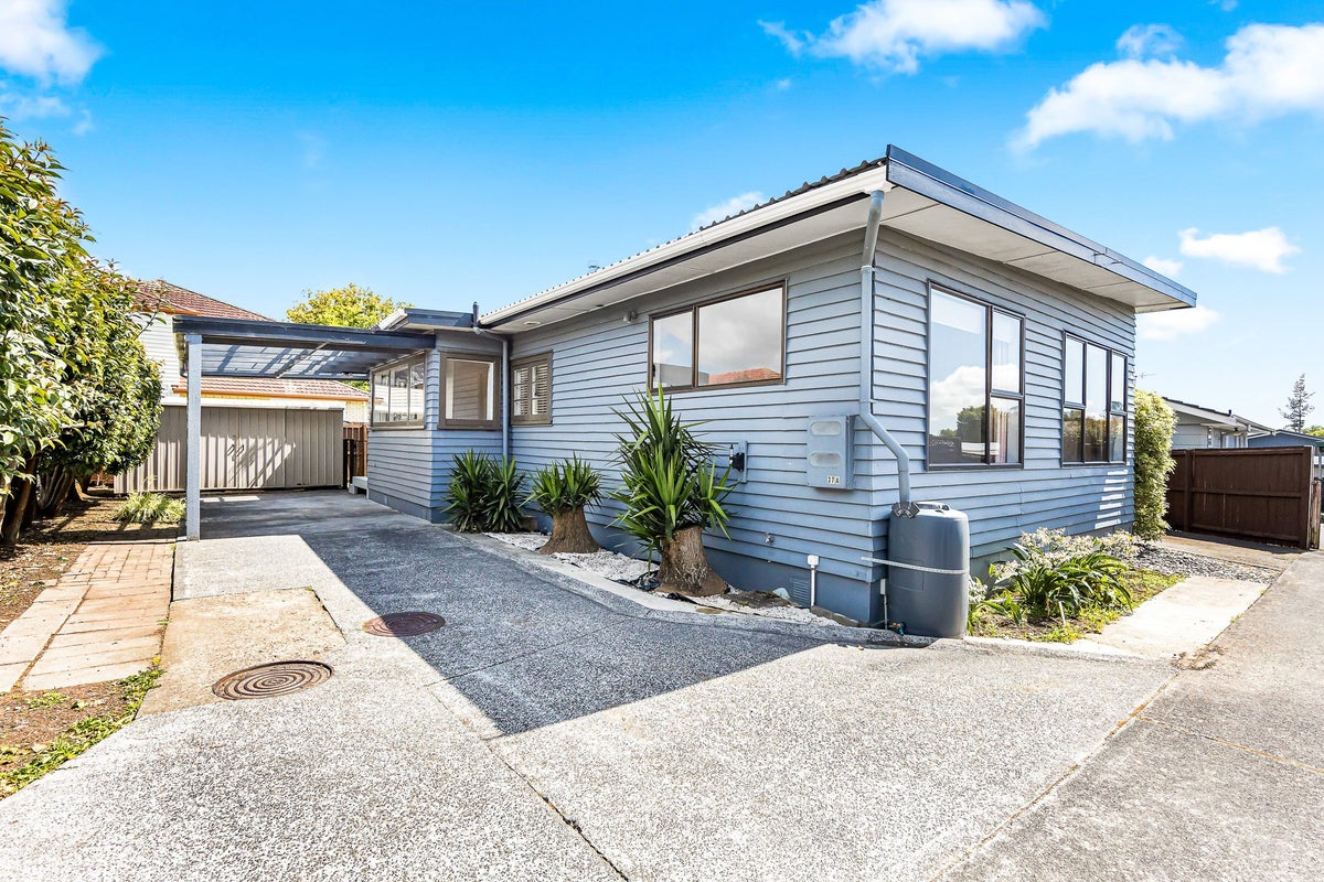 37A Border Road, Henderson, Auckland - Carousel 2