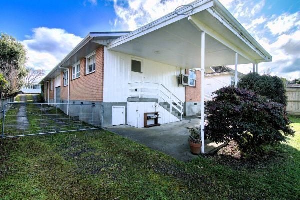 38A Jordan Terrace, Lansdowne, Masterton - Carousel 1