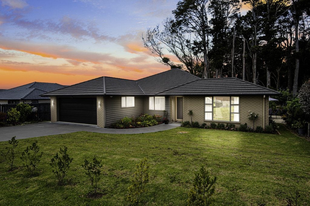 5 Maru Lane, Kamo, Whangarei - Carousel 1