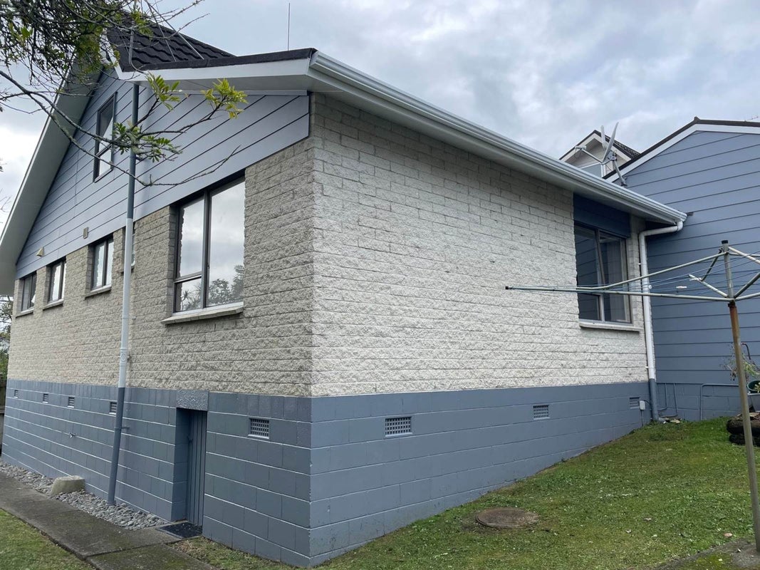 2/4 Mawson Avenue, Torbay, Auckland - Carousel 12