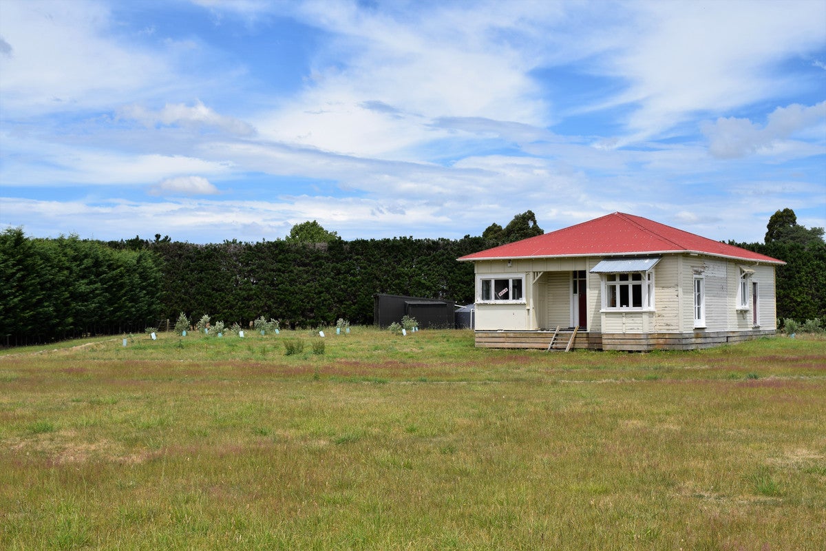 836B State Highway 2, Opaki - Carousel 1