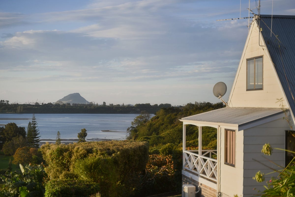 32 Corinna Street, Welcome Bay, Tauranga - Carousel 1