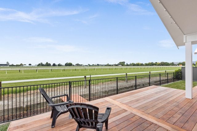 9 Raceview Close, Raureka, Hastings - Carousel 2
