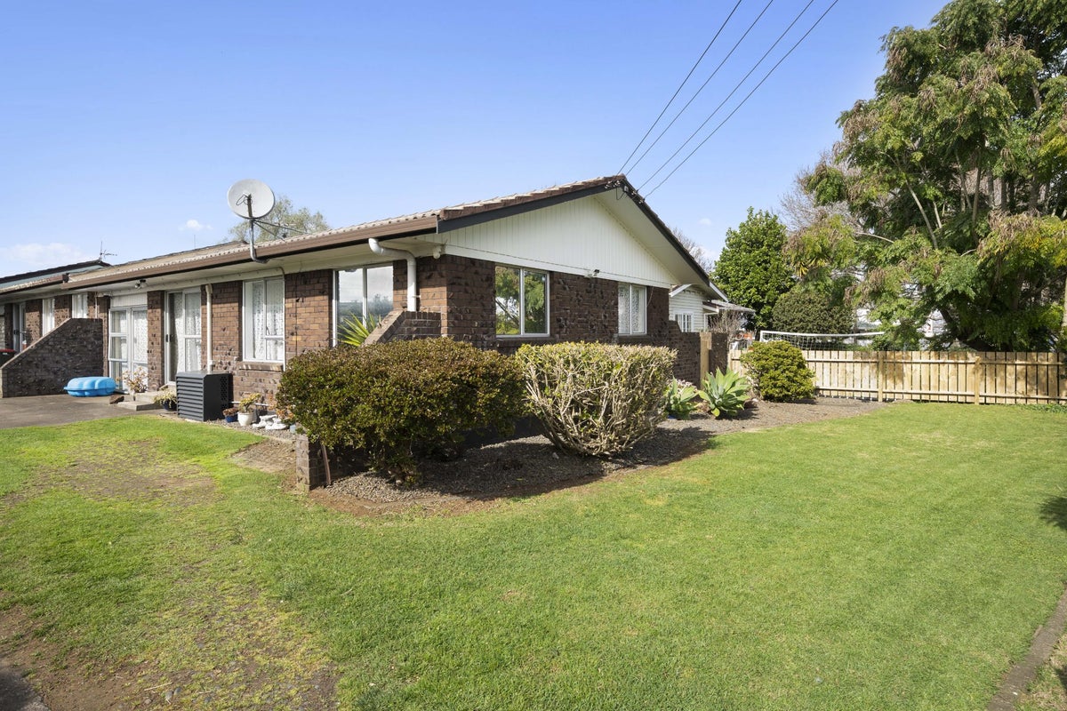1/15 King Street, Papatoetoe, Manukau City, Auckland - Carousel 1