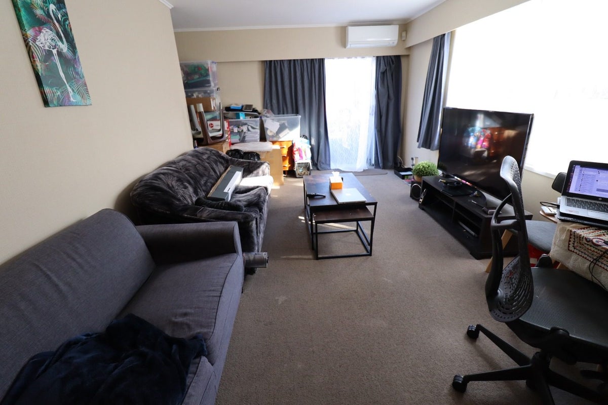 181 Newlands Road, Newlands, Wellington - Carousel 2