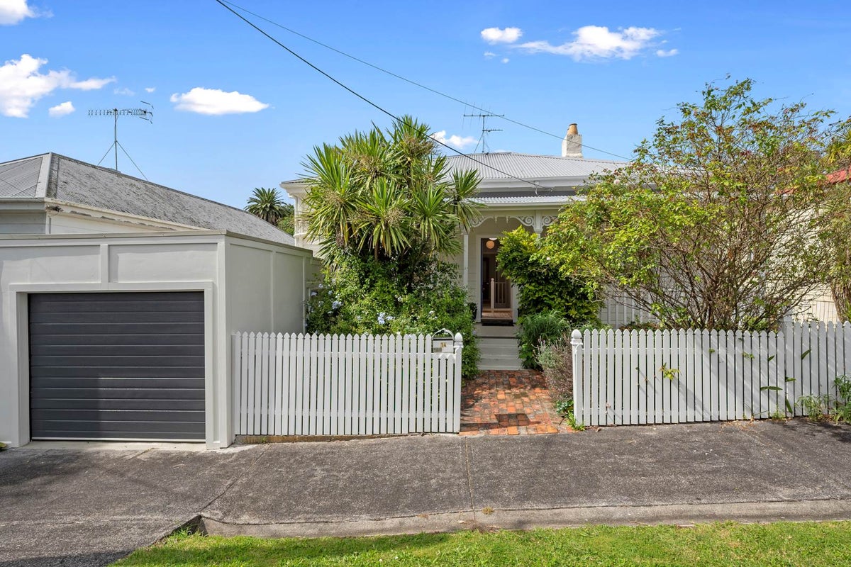 14 Owens Road, Devonport, Auckland - Carousel 2