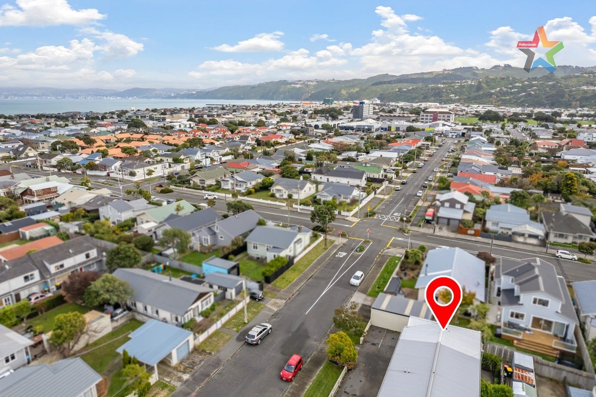 9/31 Tennyson Street, Petone, Lower Hutt - Carousel 21
