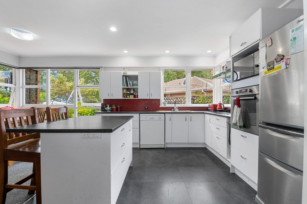 13 Hillcrest Avenue, Hillcrest, Rotorua - Carousel 2