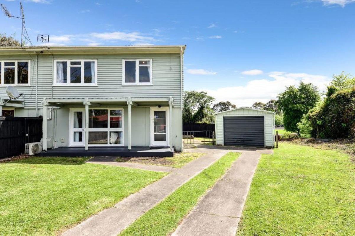 15 Allenby Street, Bader, Hamilton - Carousel 1