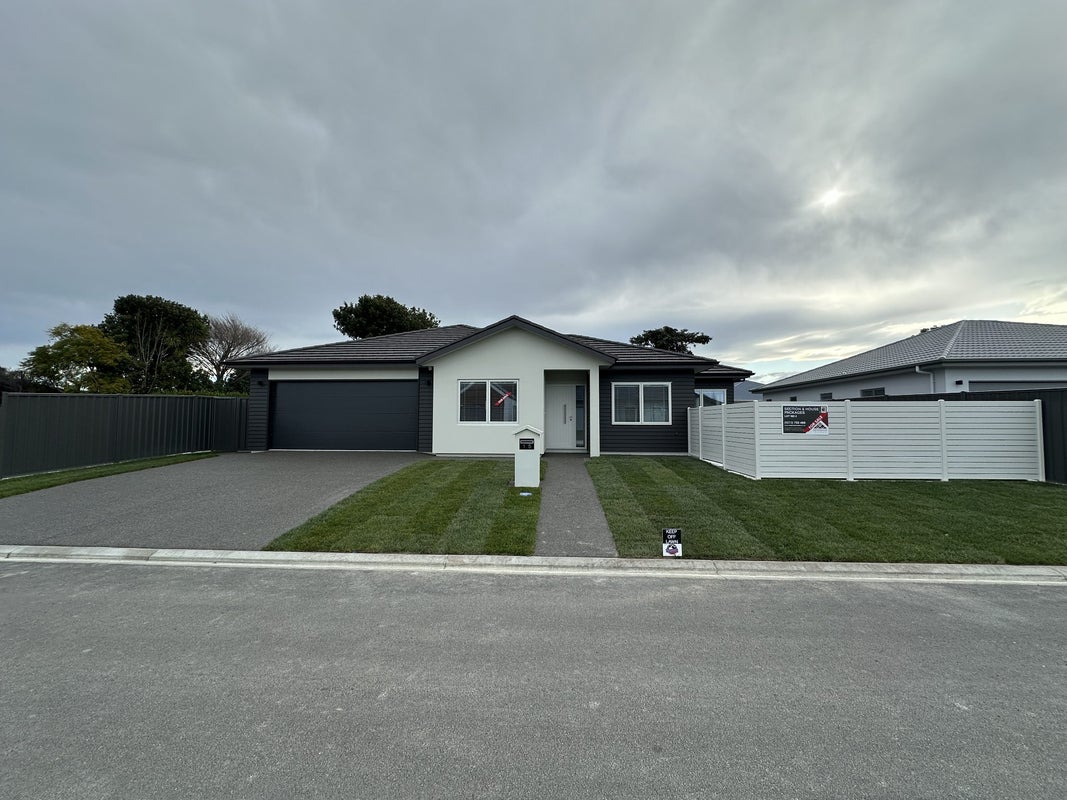 15 George Yee Place, Taradale, Napier - Carousel 1