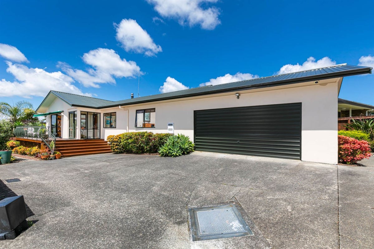 301A Glengarry Road, Glen Eden, Auckland - Carousel 2