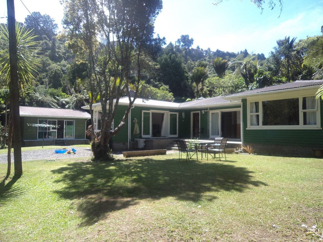 41 Boylan Road, Titirangi, Auckland - Carousel 2