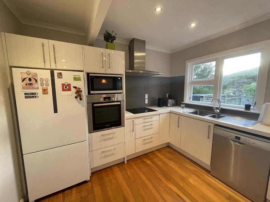 108 Seddon Street, Naenae, Lower Hutt - Carousel 1