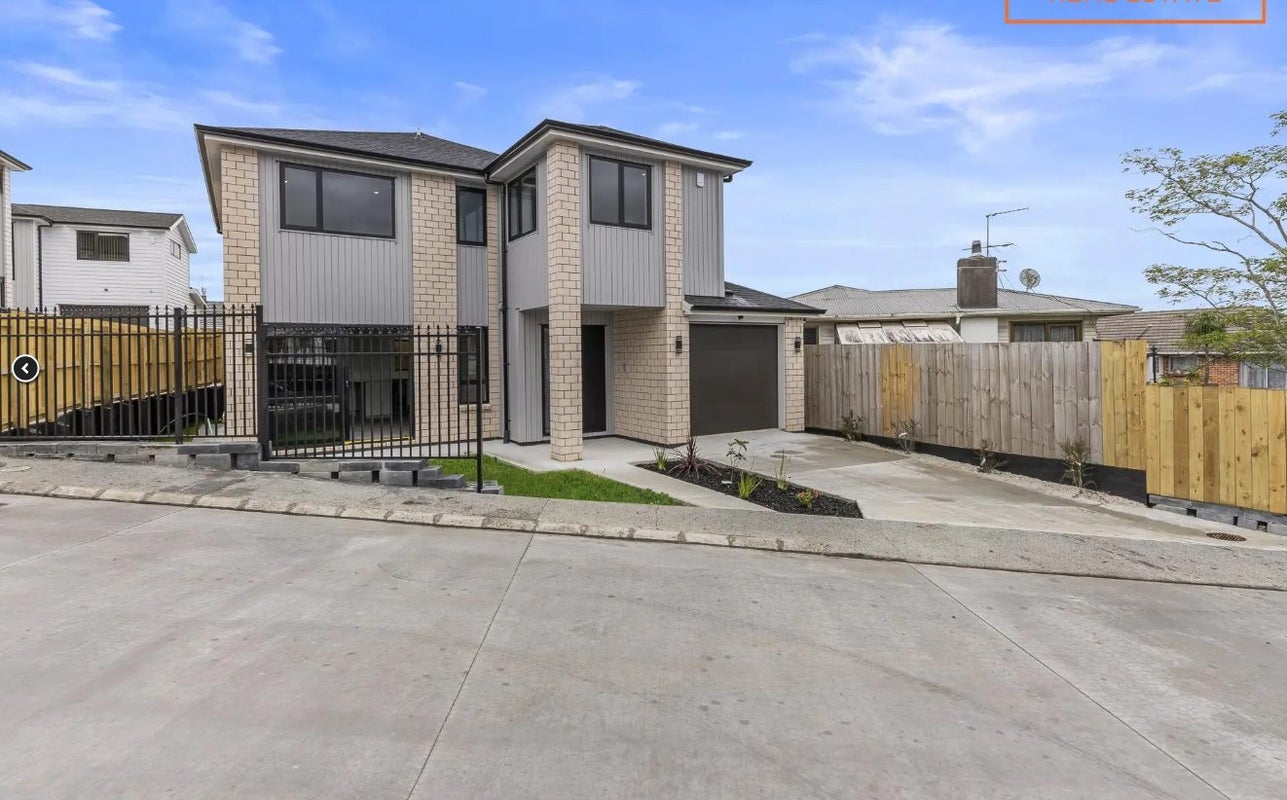 35 Dreadon Road, Manurewa, Auckland - Carousel 2