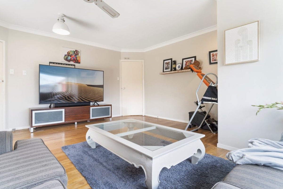1 Marshall Avenue, Greerton, Tauranga - Carousel 2