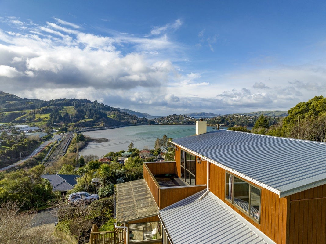 22 District Road, Roseneath, Port Chalmers - Carousel 1