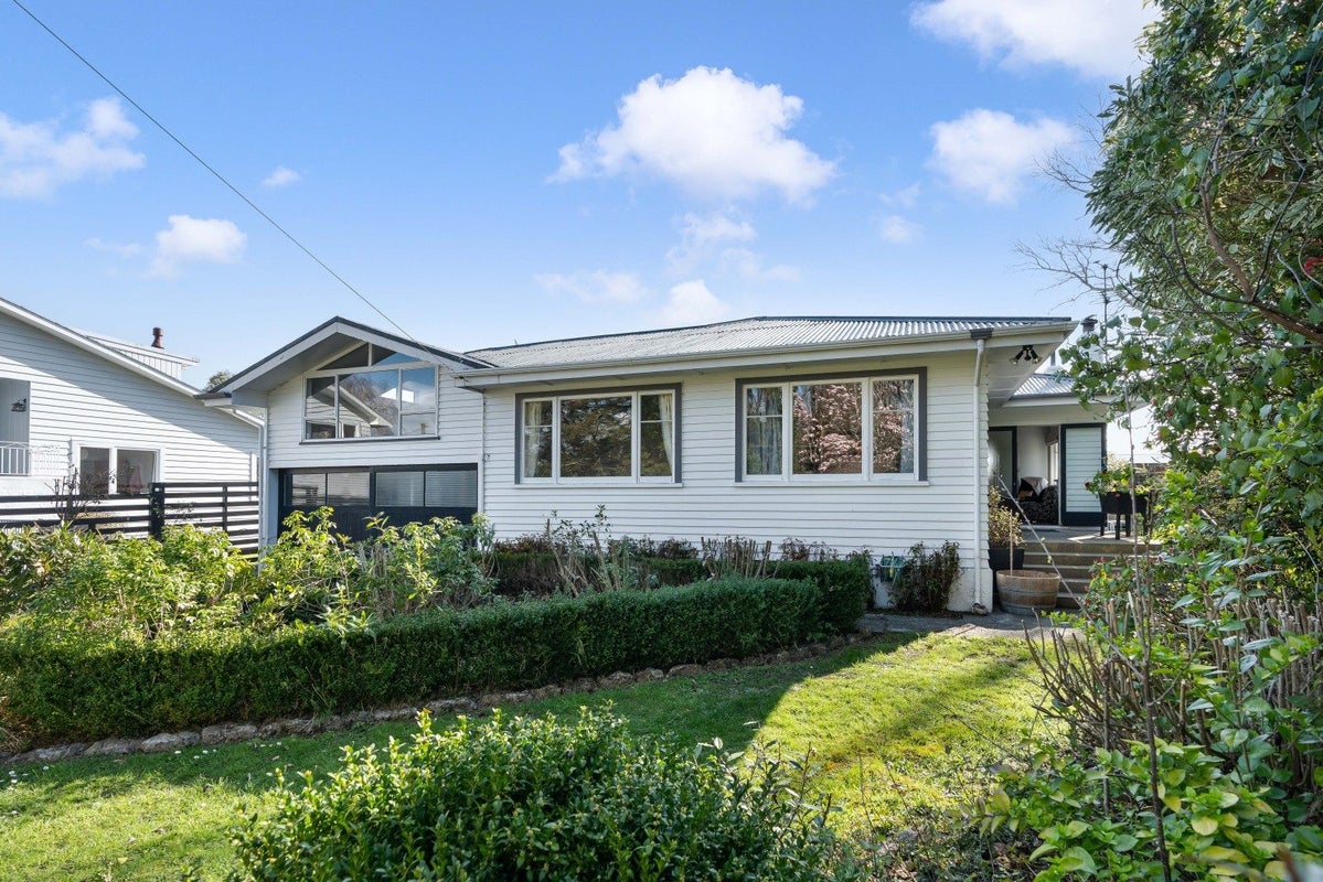 43 Titoki Street, Lansdowne, Masterton - Carousel 2