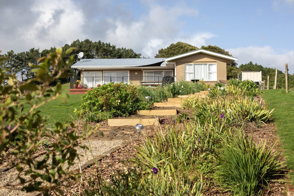 49B Mangakino Road, Raglan, Raglan - Carousel 1