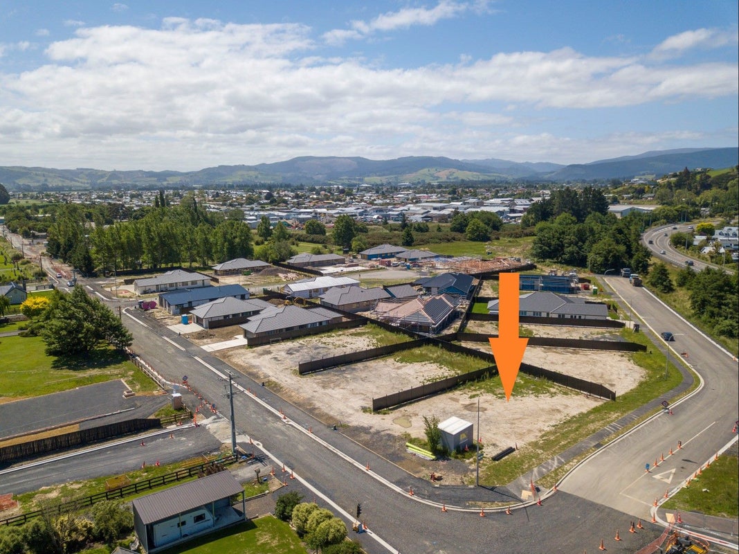 35 Cemetery Road, East Taieri, Mosgiel - Carousel 1