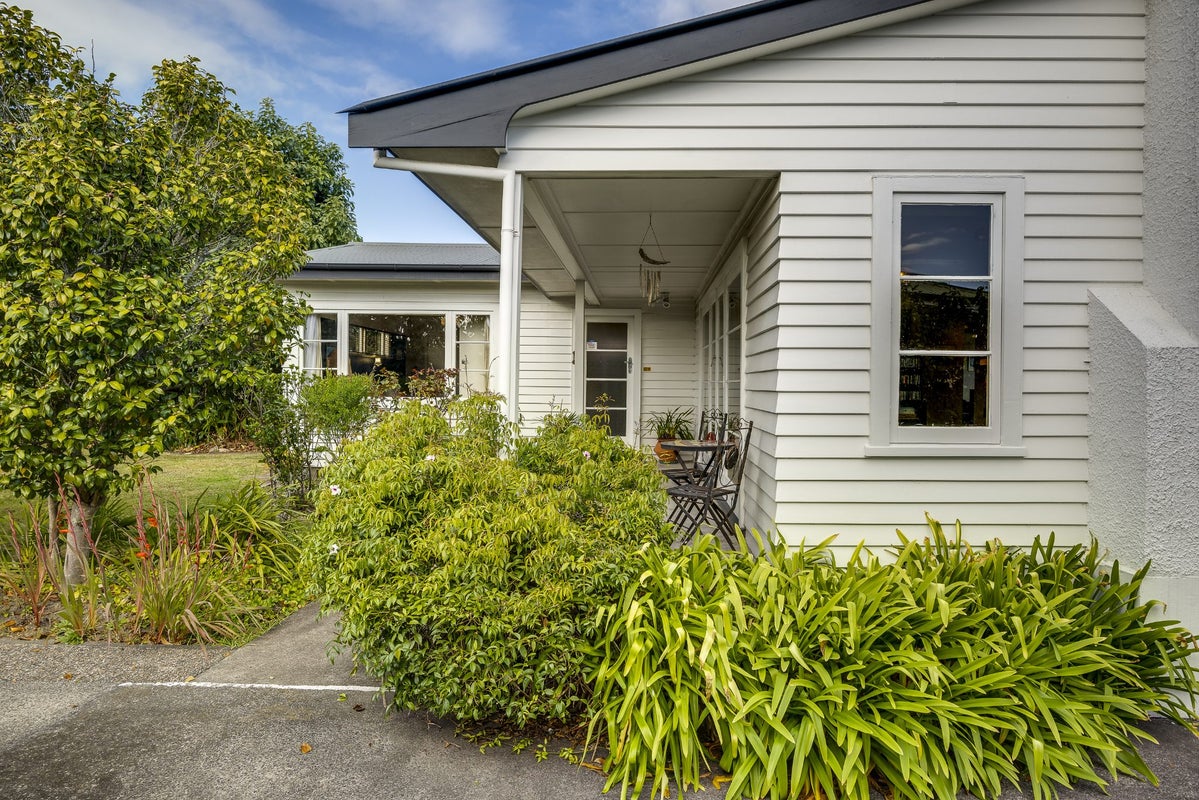 104 Avondale Road, Taradale, Napier - Carousel 21