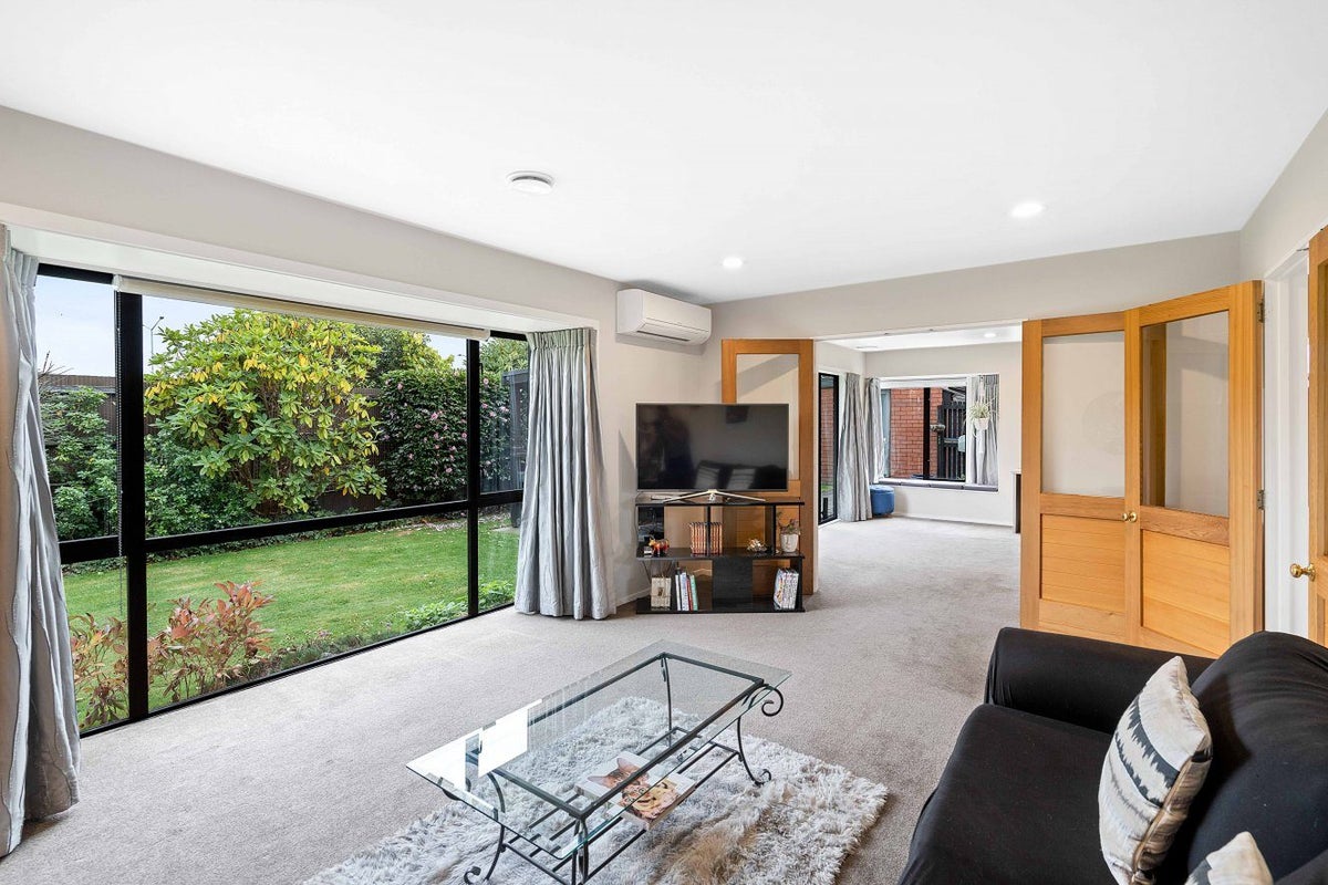 45 Munro Street, Redwood, Christchurch - Carousel 2