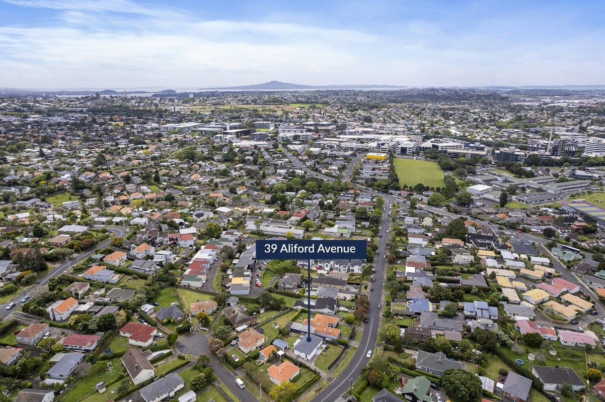 39 Aliford Avenue, One Tree Hill, Auckland - Carousel 26